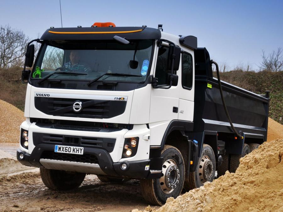  Volvo FMX 8x4 2010 года  (UK) (фото 13 из 14)